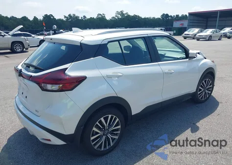 2022 Nissan Kicks Sv Xtronic Cvt z USA, uszkodzony, nr VIN 3N1CP5CV6NL479132
